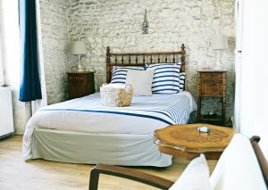 Grande suite famille pour 5 personnes avec piscine